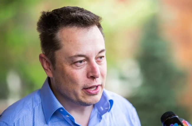 Elon Musk sobre Lula ter indicado Zanin ao STF: ‘Seu advogado pessoal na Suprema Corte?'