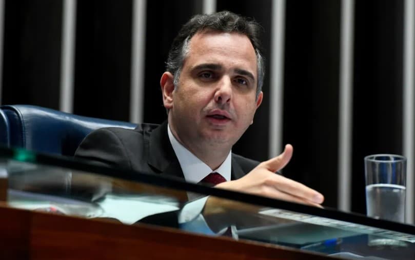 Descriminalização da maconha não pode ser feita por decisão judicial, diz Pacheco; STF analisa julgamento sobre o tema