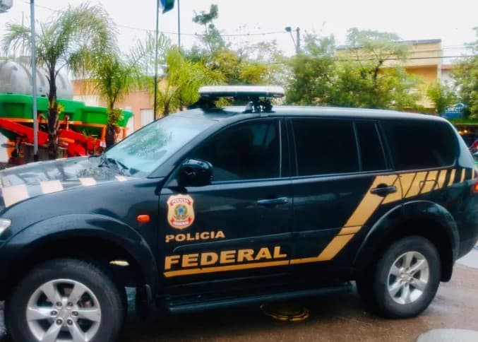 Policiais federais reclamam de falta de gasolina para operações