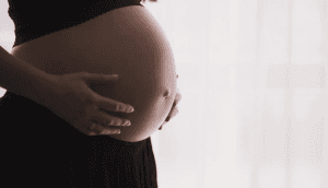 Norma que restringe aborto legal volta a valer após liminar ser derrubada