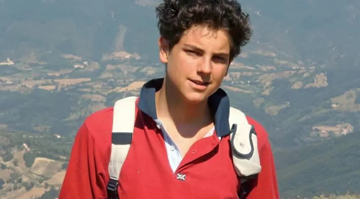 Papa reconhece 2º milagre de jovem “influenciador de deus”