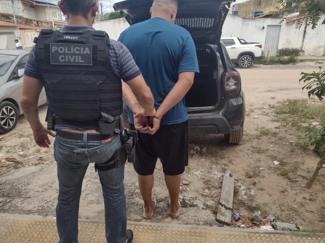 Dupla é presa por aplicar golpes em plataforma de vendas em Natal