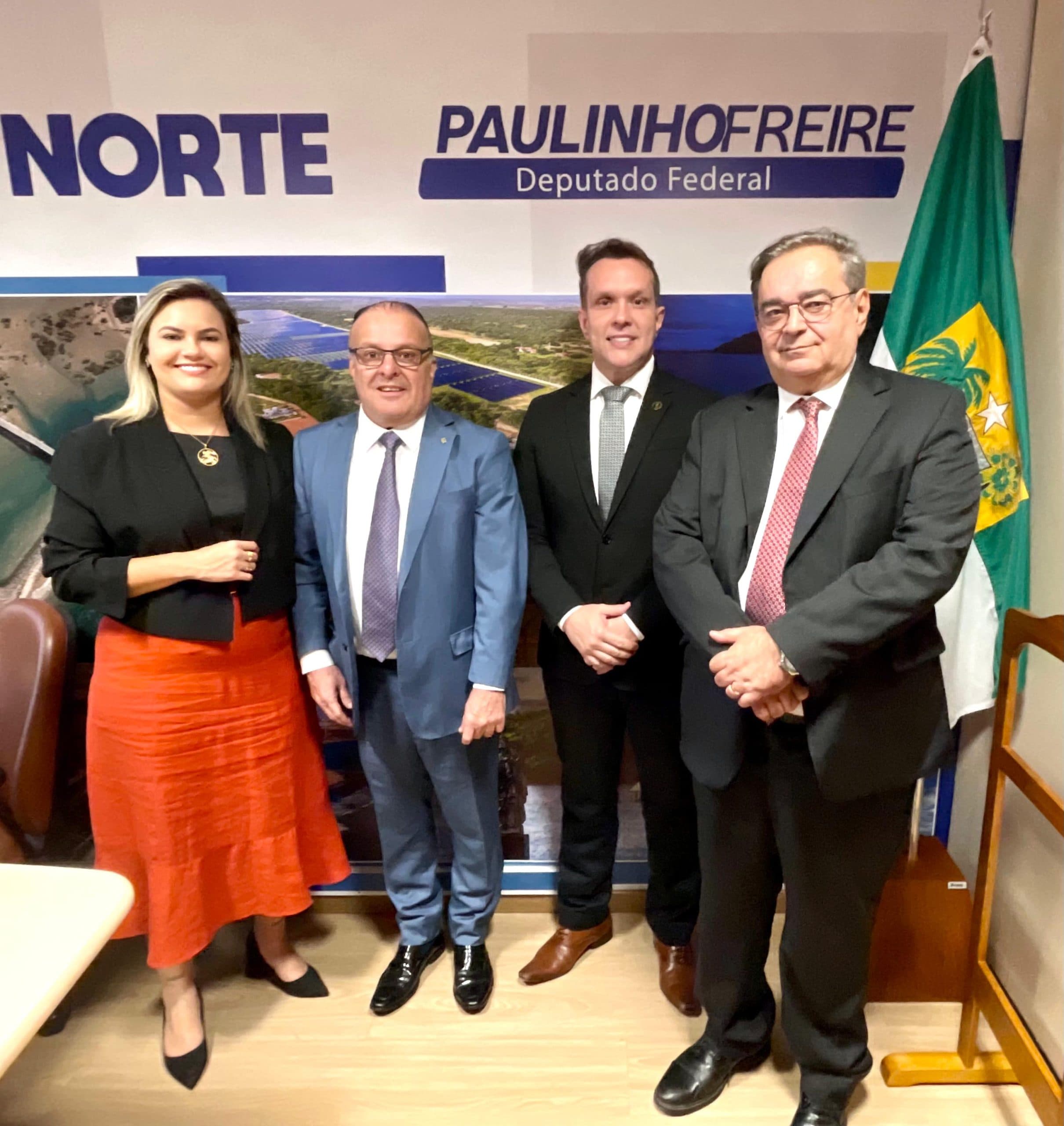 Prefeito e Presidente da Câmara de Natal vão a Brasília em busca de recursos para obras