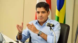 ACM Neto dispara: “Governo Lula cheira a mofo”