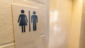 STF põe na pauta processo que pede autorização para trans usarem banheiros femininos