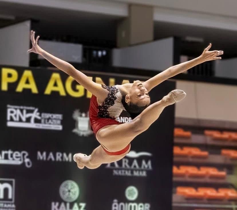 Aluna da Maple Bear Natal vai representar o Brasil no Pan de Ginástica Rítmica, na Guatemala