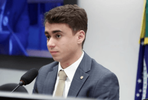 Nikolas quer destinar R$ 180 milhões da Comissão de Educação para o RS