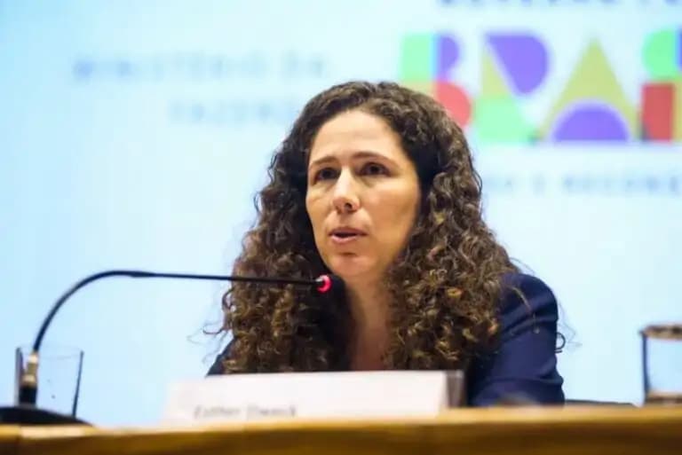 Não há definição sobre nova data para o “Enem dos Concursos”, diz ministra após adiamento