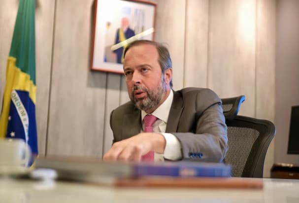 ‘Governo nunca tentou intervir na Vale; na Petrobras é diferente: é participação', diz ministro de Minas e Energia