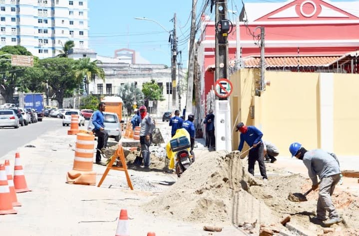 Prefeitura vai iniciar projeto de drenagem e pavimentação de ruas nas Rocas e Ribeira