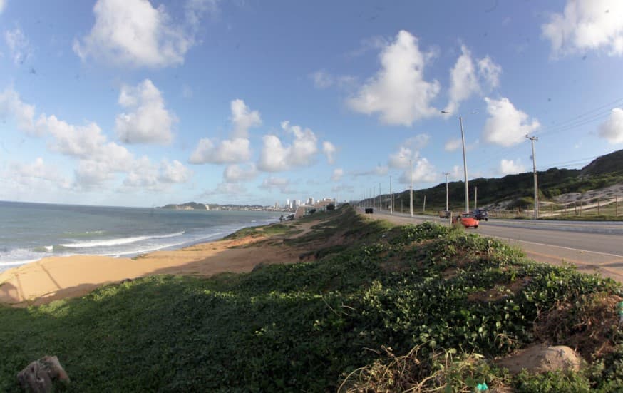 ARTIGO: Quem quer um terreno na Via Costeira sem pagar nada? Por Marcus Aragão