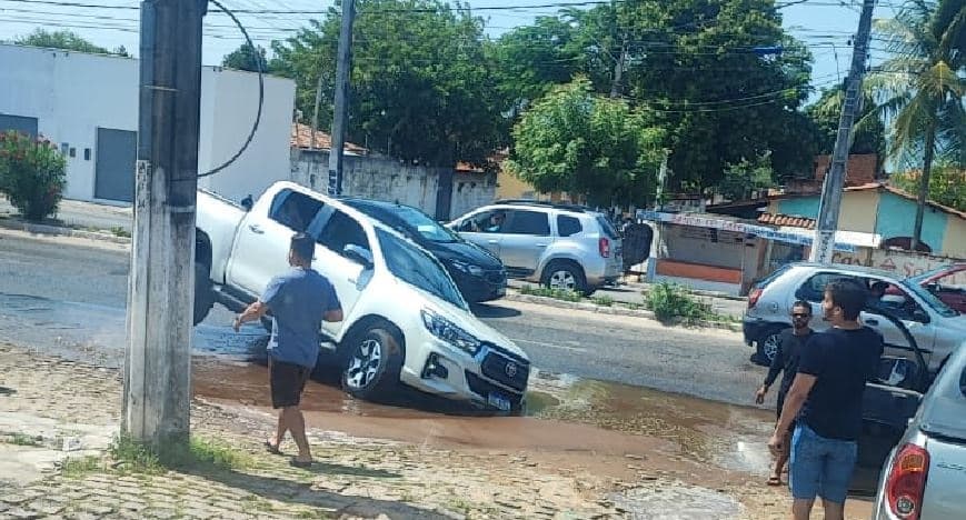 Caern rebate diretor de Comunicação da Prefeitura sobre buracos em Natal: "Há alinhamento junto ao executivo"