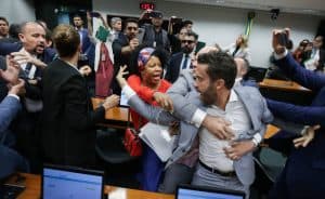 Líderes partidários pressionarão Lira a acionar Conselho de Ética contra Nikolas e Janones