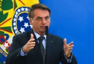 ‘Desconheço essa nova joia’, diz Bolsonaro após PF identificar mais um item em investigação