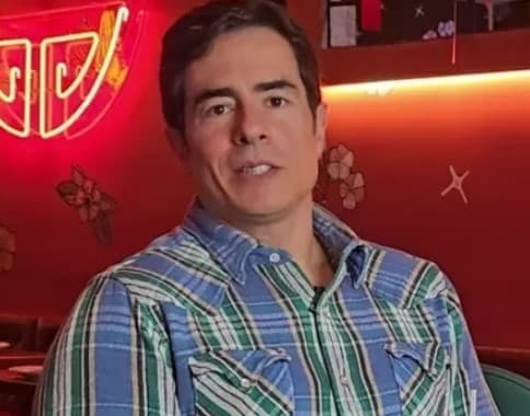 Ator Felipe Folgosi vive jejum de dois anos sem relações sexuais e masturbação : "Sexo é banalizado, sigo a Bíblia"
