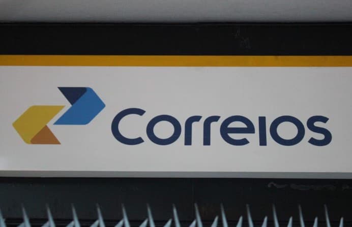 Nos últimos 10 anos, Correios deram prejuízo superior a R$ 4 bilhões nos governos do PT e lucro de R$ 3,95 bilhões nos governos Temer e Bolsonaro