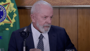 Lula defende superavit, mas rombo de maio cresceu 30,4% em 1 ano