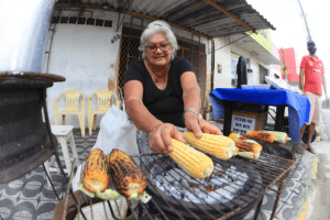 Preços de comidas típicas de festa junina estão em alta