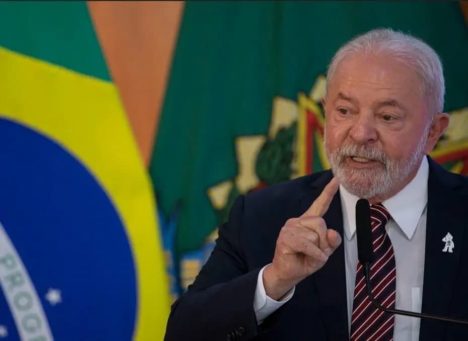 LULA conversa com Putin e defende solução pacífica para guerra