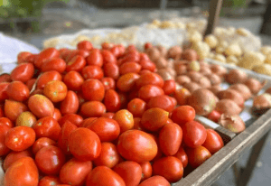 Efeitos climáticos e dólar pressionam alimentos, que devem subir mais que o esperado