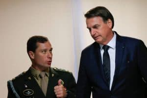 Indiciamento de Bolsonaro pela PF no caso das joias chega ao STF e fica à espera de Moraes