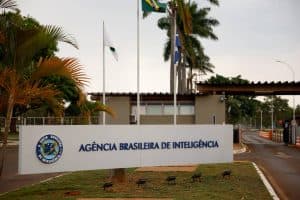 PGR e Moraes põem Abin de Lula sob suspeita em investigação de ‘Abin paralela' de Bolsonaro