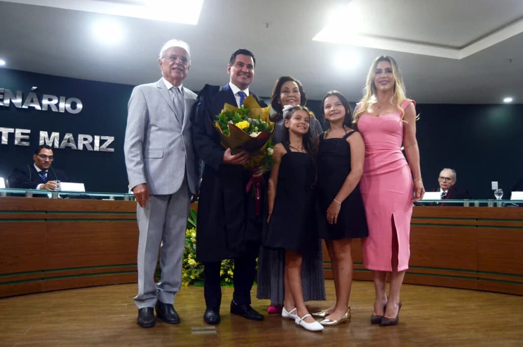 George Soares assume vaga de conselheiro do Tribunal de Contas