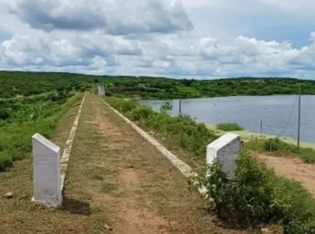 Açude Zangarelhas retoma abastecimento de Jardim do Seridó após três anos