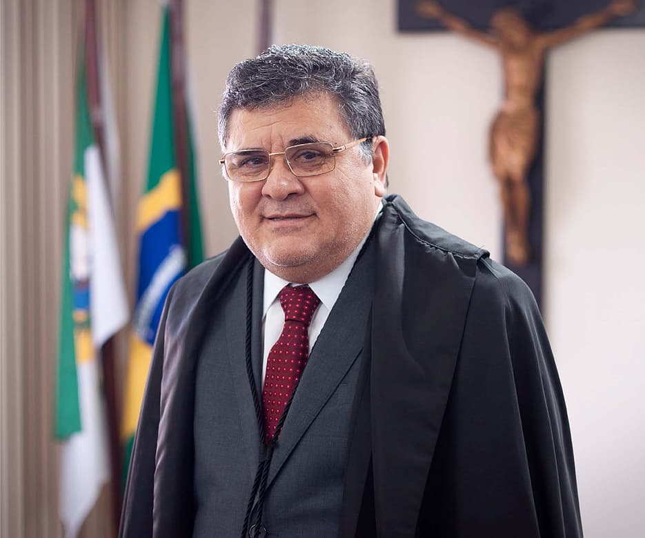 Morre o Desembargador Virgílio Macedo