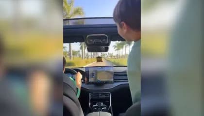 Polícia não vê infração no vídeo em que filho de 7 anos do cantor Gusttavo Lima dirige carro