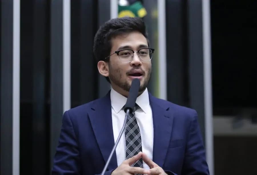 Kim cobra R$ 80 mil de danos morais da União por espionagem da ‘Abin paralela’