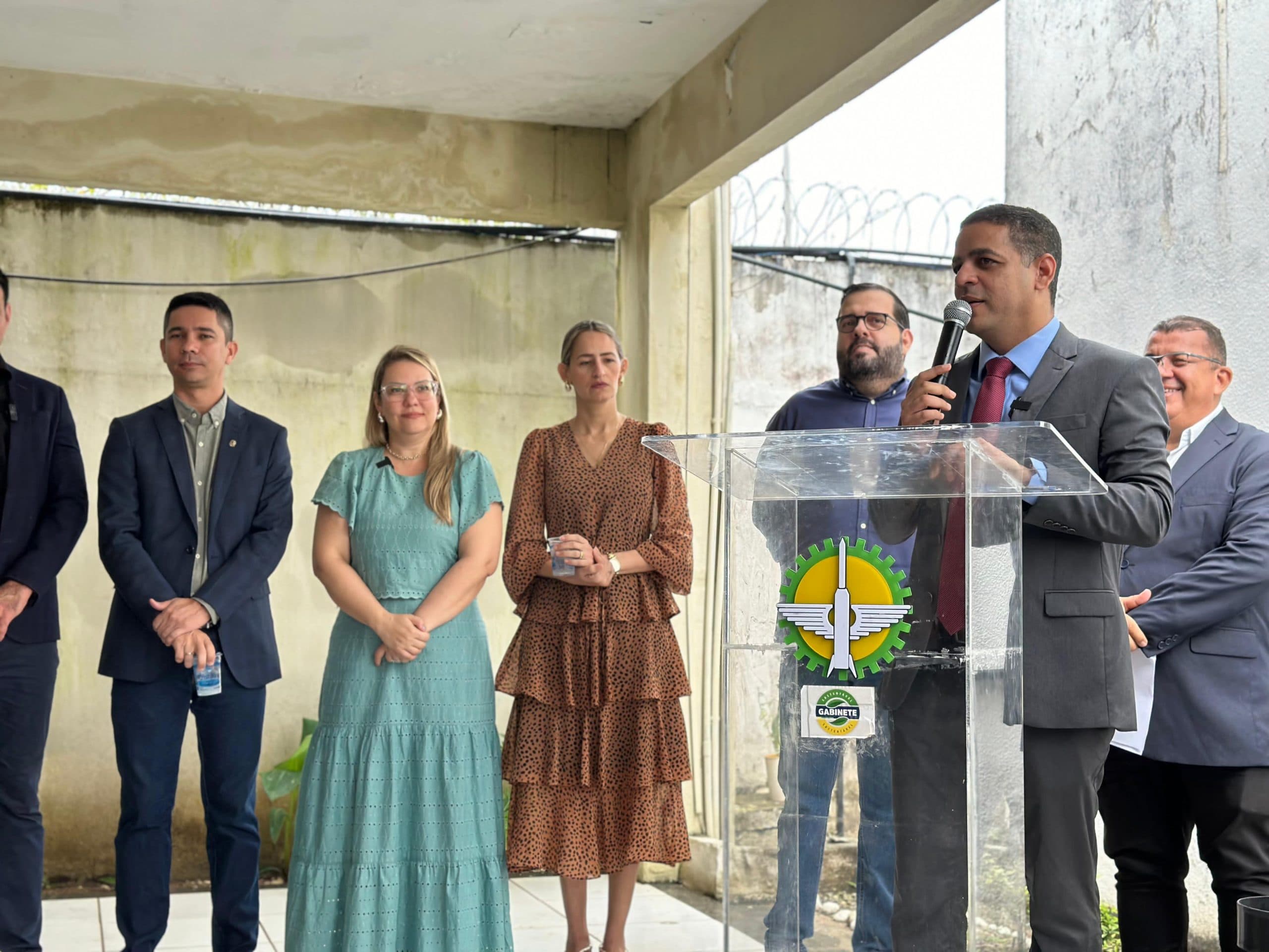 Câmara de Parnamirim faz história: entrega de mamógrafo à Secretaria de Saúde