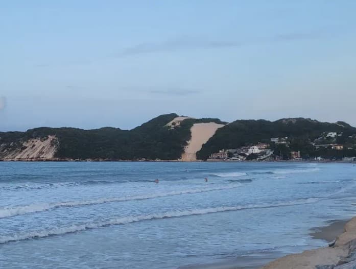 Litoral da Grande Natal tem sete trechos impróprios para banho, aponta boletim de balneabilidade