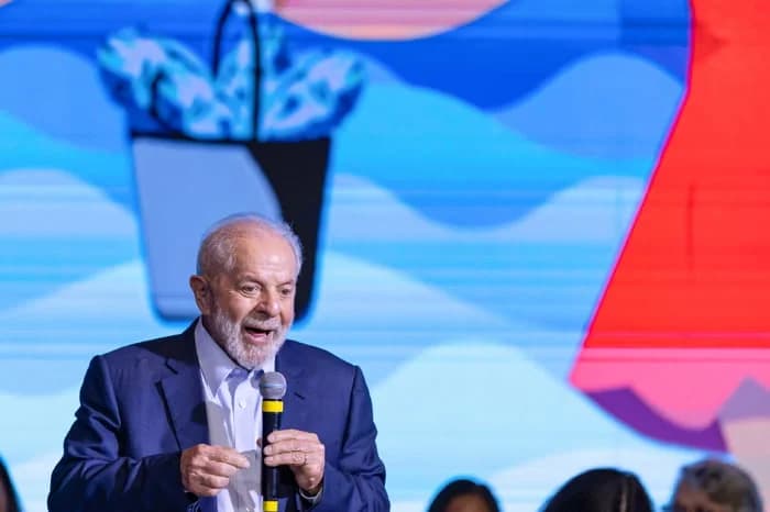 LULA: “Não tenho que prestar conta a nenhum banqueiro desse país”