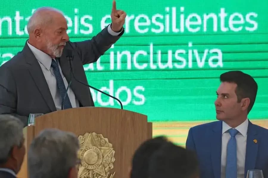 Lula anuncia obras do PAC Seleções com R$ 41,7 bilhões em investimento