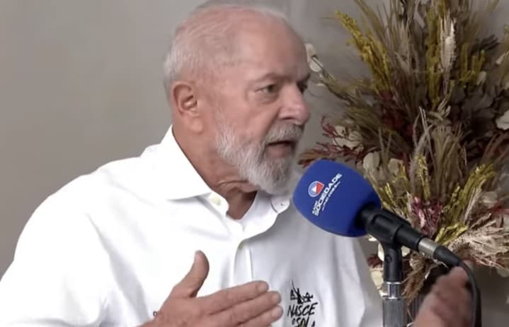 Lula diz que Bolsonaro "não volta mais" à Presidência da República