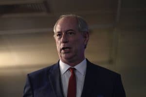 Tudo que Moraes fez é nulo e vai garantir a impunidade, diz Ciro Gomes sobre mensagens do TSE