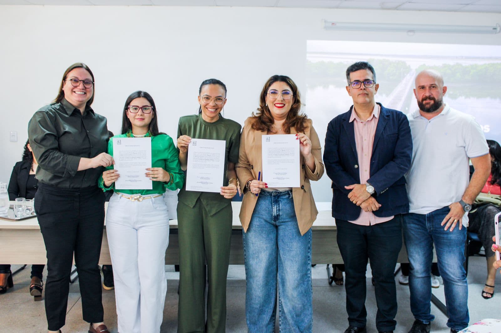 Prefeitura de Guamaré Realiza Posse de 53 Novos Servidores aprovados em concurso público