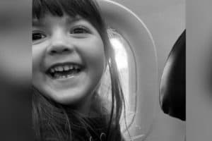 “Dia sem sorriso”: pai e filha de 4 anos morrem em acidente de Vinhedo