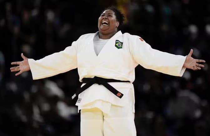 PARIS 2024: Beatriz Souza vence final do judô e garante 1º ouro do Brasil