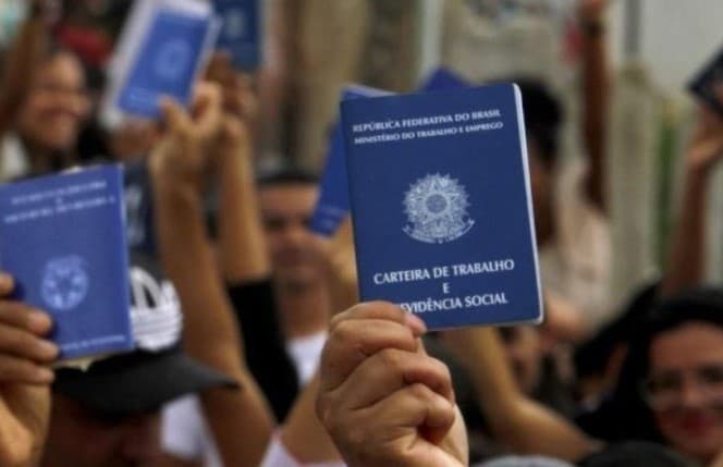 IBGE aponta que país tem mais de 1,6 milhão de pessoas desempregadas há 2 anos ou mais