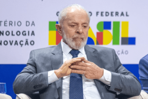 Apoio a Maduro gera desconforto dentro do governo Lula e municia oposição