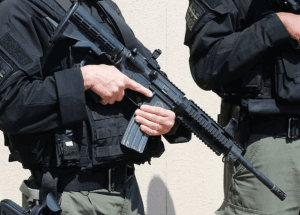 Ministério da Justiça compra R$ 244 milhões em armas; veja destino