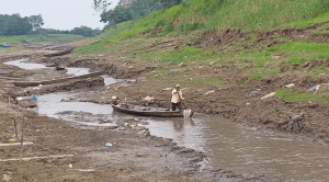 Amazonas tem seca antecipada e recorde de queimadas em agosto; cidades estão em emergência e comunidades podem ficar isoladas