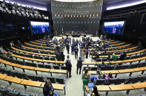 Alvo do STF, pagamento de emendas de comissão aumentou quase 6.000% em relação a 2022