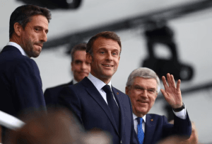 Macron diz ter ligado para Lula para falar sobre as eleições na Venezuela