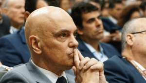 Oposição já prepara pedido de impeachment contra Alexandre de Moraes