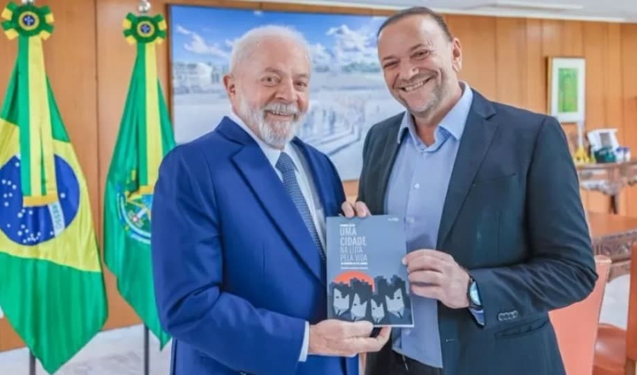 Lula manda, e ministério aprova R$ 143 milhões a aliado em 24 horas