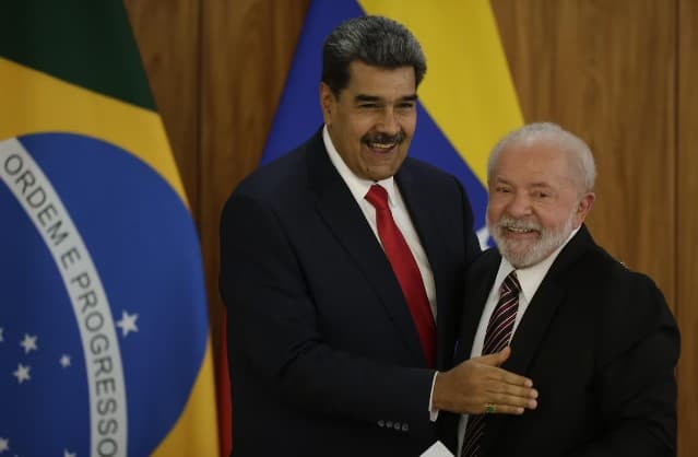 Deputados querem que Lula considere o ditador Nicolás Maduro ‘persona non grata’ no Brasil; entenda