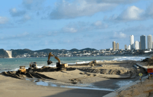 Engorda: obra já aterrou cerca de 450 metros da praia
